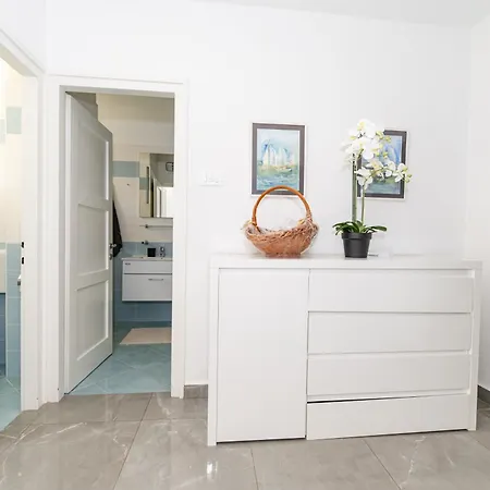 Maritimo Apartment *
